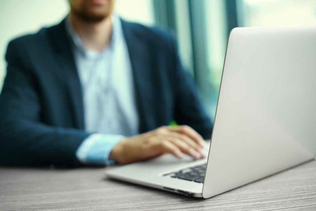 Wordpress maintenance office worker