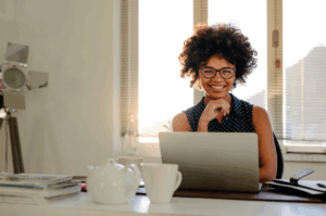 Woman working||||SEO Image