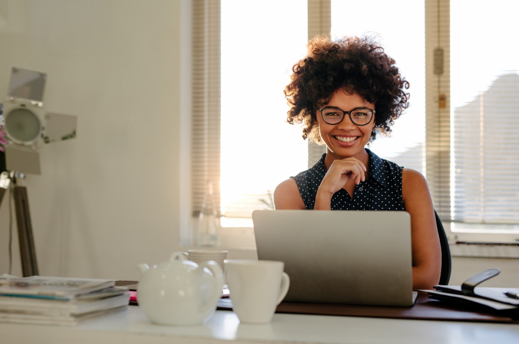 Woman working||||SEO Image